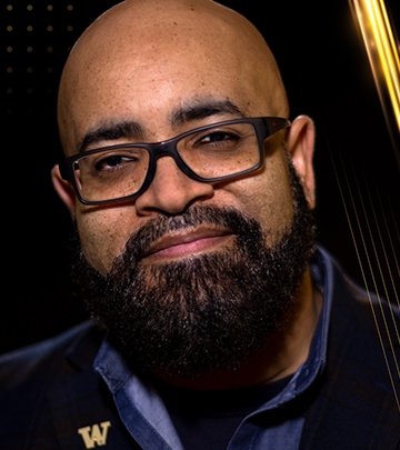 Steven Roberts